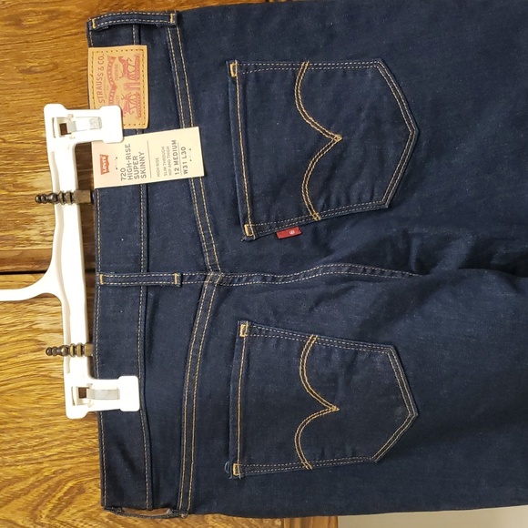 LEVIS 720 HIGH RISE SUPER SKINNY (12) MEDIUM - Picture 5 of 7